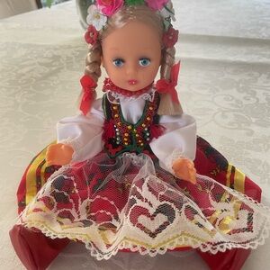 POLISH FOLK COSTUME DOLL